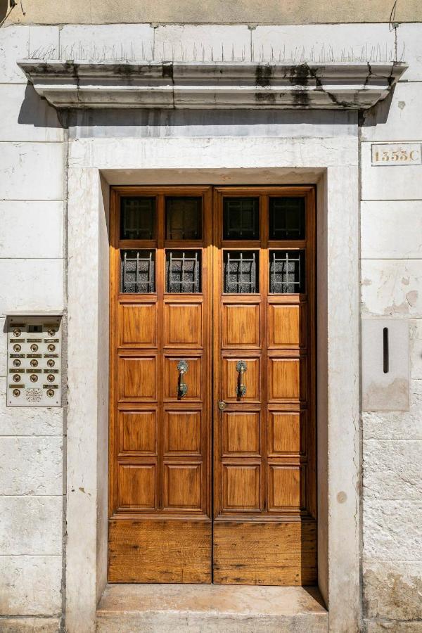 Le Mansarde Deluxe Hotel Венеция Екстериор снимка